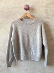 No Frills sweater by Petiteknit, No 1 knitting kit