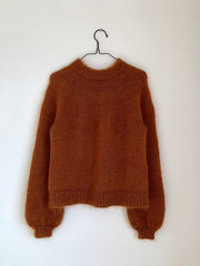 Novice sweater by Petiteknit, No 2 knitting kit