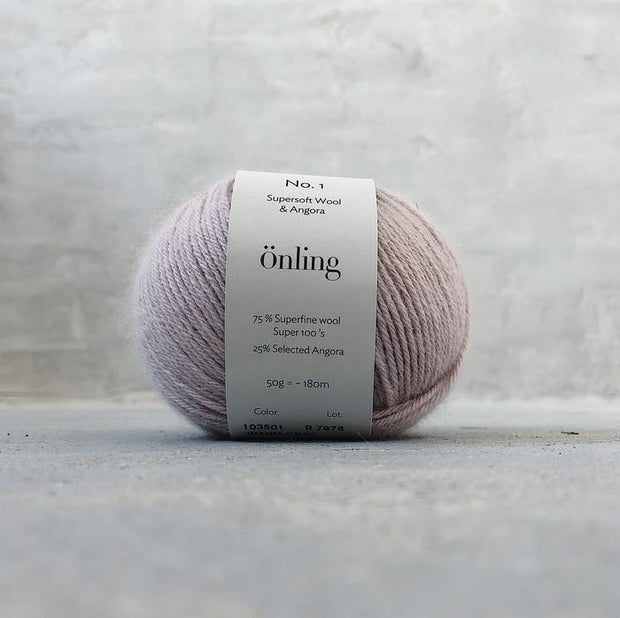 Önling No 1 is sustainable yarn made of merino wool and angora, dusty rose