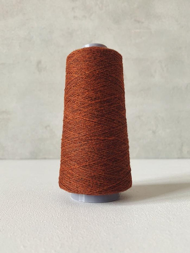 Önling No 13 – accompanying Cashmere thread in copper