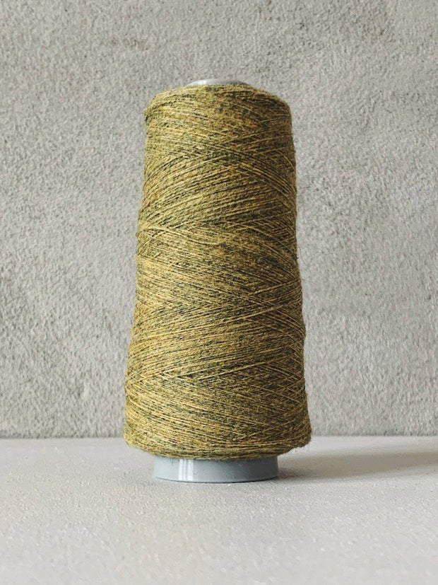 Önling No 13 – accompanying Cashmere thread Yarn Önling Dark yellow mixed (42)