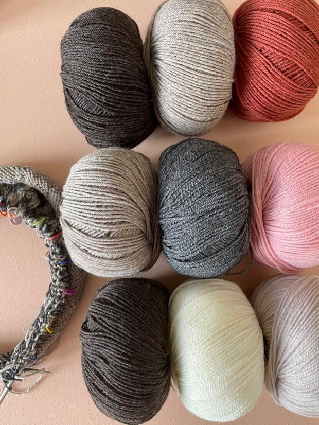 Önling yarn No 15, 100% sustainably produced merino wool, absolutely itch-free. 