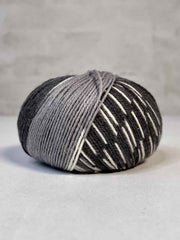 Önling No 15, 100% merino wool, sustainably produced Yarn Önling Yarn Dark grey / grey / white jacquard (0155)