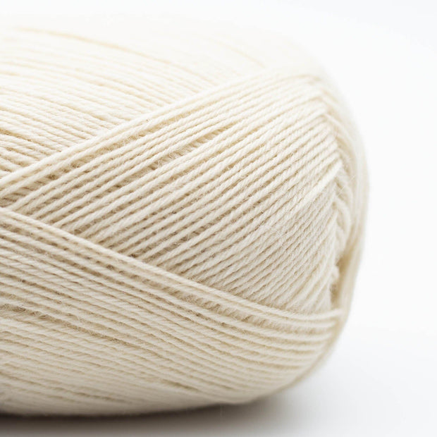 Önling no 18 - Sock and sweater wool Yarn Önling Yarn Off white (01)