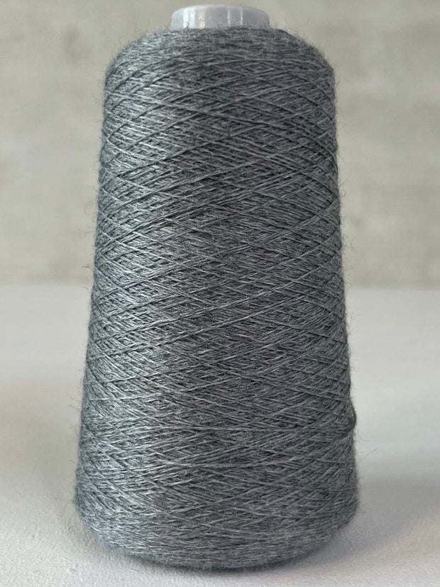 Önling No 8 - lace weight merino wool, 100% wool Yarn Önling Yarn Medium grey (1426)