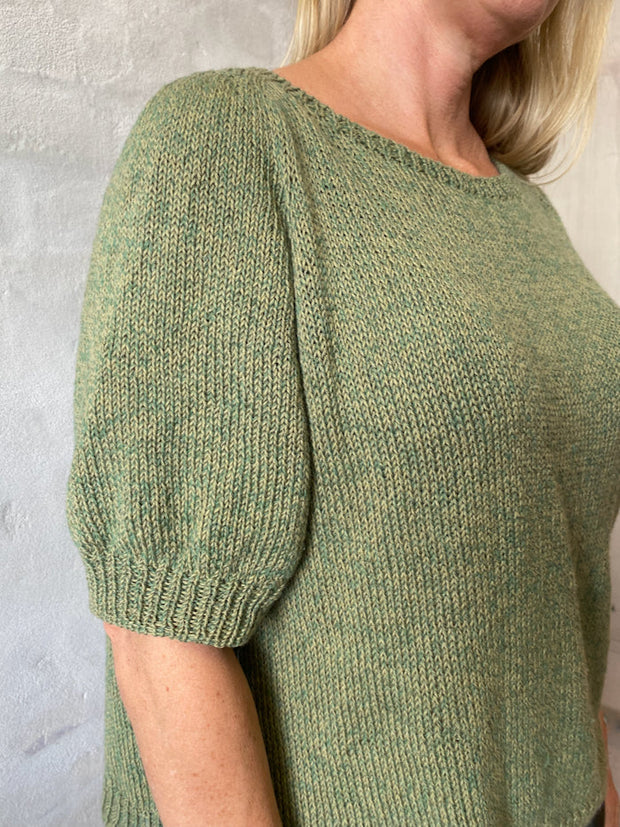 Paloma T-shirt w. puff sleeves by Önling, knitting pattern