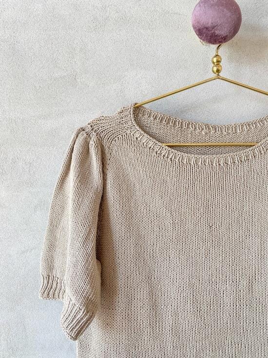 Paloma T-shirt m. pufærmer, strikkeopskrift Strikkeopskrift Önling - Katrine Hannibal