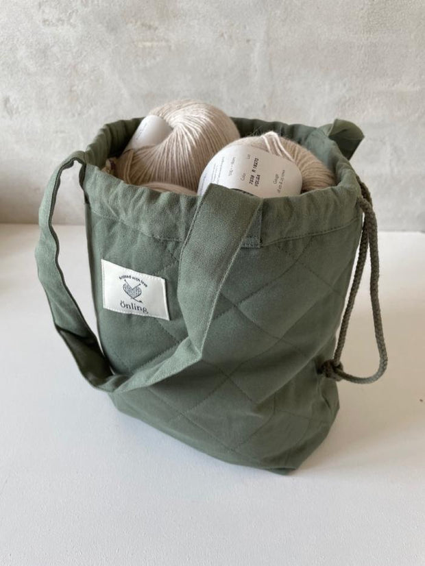 komplet Positiv Lover og forskrifter Project bag with handles and draw strings, great for your knitting project