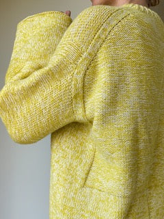 Knitting pattern for Reverse loop sweater by danish knit designer other loops maja kløvdal. Yarn Önling No 2 and Önling No 21