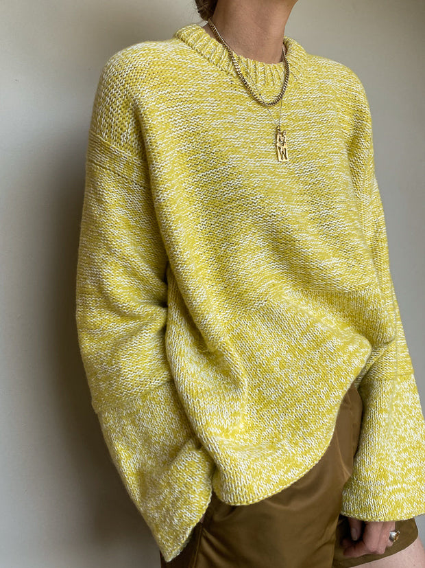 Yarn kit and knitting pattern for Reverse loop sweater by danish knit designer other loops maja kløvdal. Yarn Önling No 2 and Önling No 21