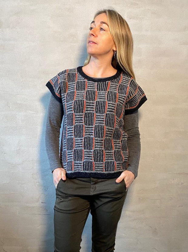 Saga vest by Hanne Falkenberg, knitting pattern Knitting patterns Hanne Falkenberg 