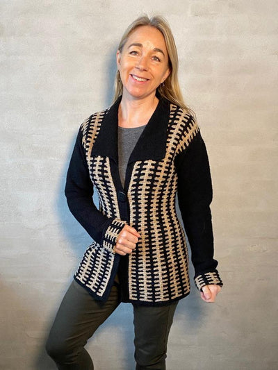 Silhuet jacket by Hanne Falkenberg, knitting pattern Knitting patterns Hanne Falkenberg 