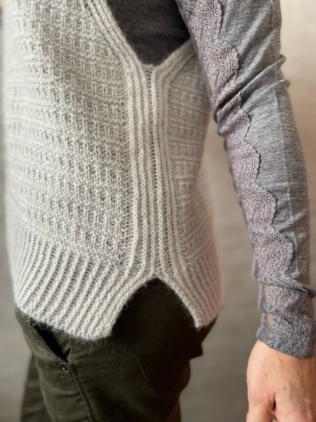Slanting Slipover by Anne Ventzel, No 1 knitting kit Knitting kits Anne Ventzel 