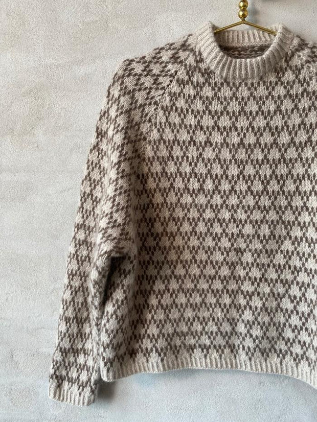 Spot sweater by Anne Ventzel, No 1 knitting kit Knitting kits Anne Ventzel 