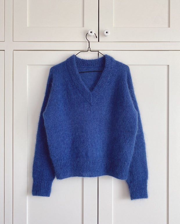 Stockholm sweater med V-neck fra PetiteKnit, strikkeopskrift Strikkeopskrift PetiteKnit 