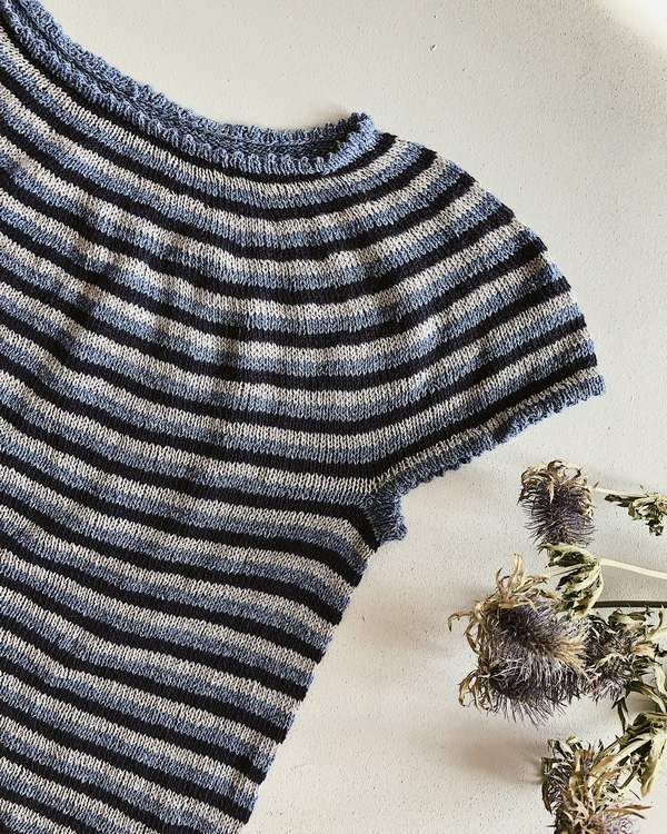Striped summer top, summer knit in wool and cotton - Önling Nordic knitting patterns and yarn