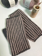 Wilma Wrist Warmers by Hanne Falkenberg, knitting pattern Knitting patterns Hanne Falkenberg 